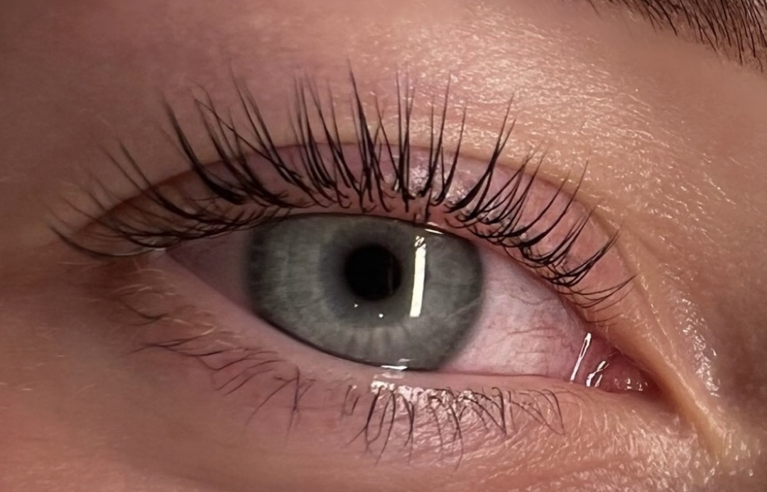 Lash lifting 3